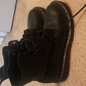Black Dr Martens size 7